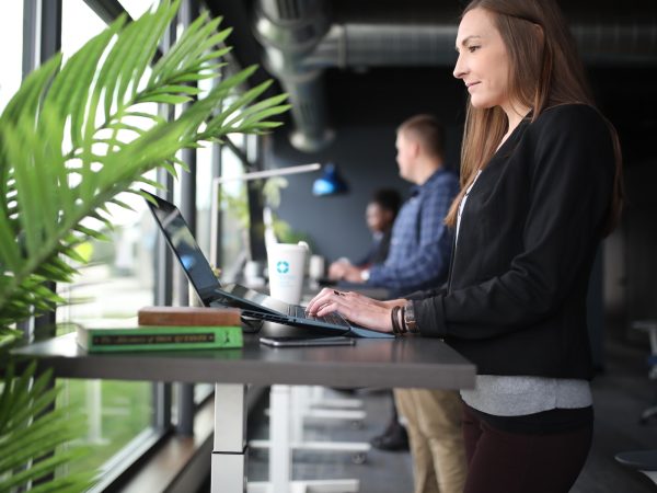thestandingdesk-u9ZD9vJEmiA-unsplash.jpg thestandingdesk-u9ZD9vJEmiA-unsplash.jpg